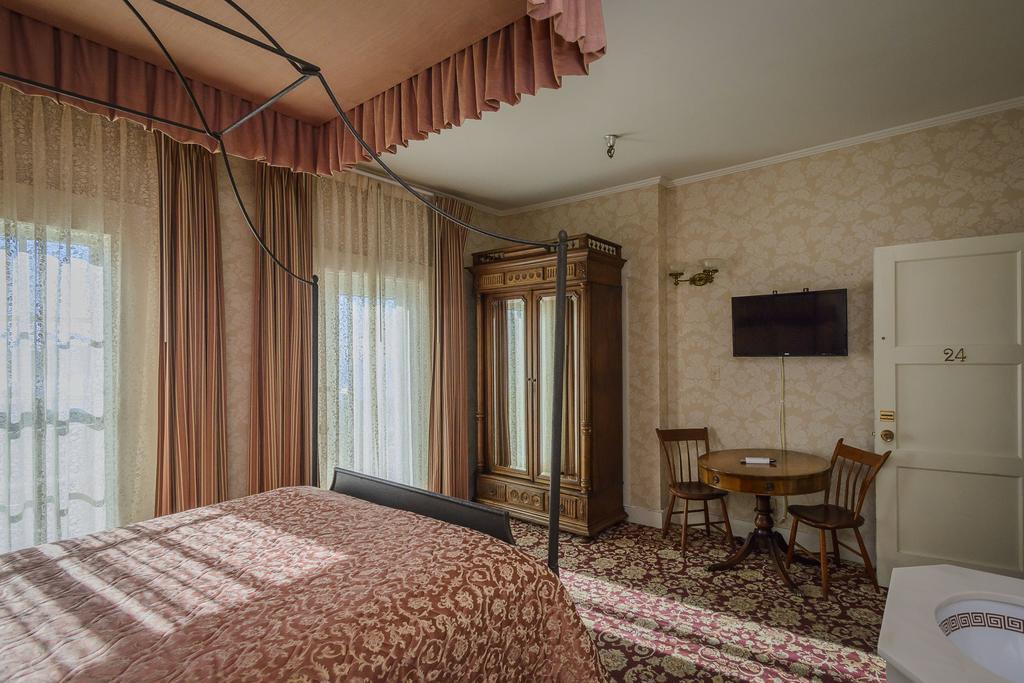 Mendocino Hotel & Garden Δωμάτιο φωτογραφία